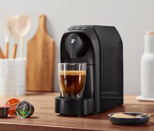 Ekspres na kapsułki Tchibo Cafissimo Easy czarny 10