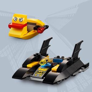 LEGO DC Pościg Batłodzią za Pingwinem (76158) 7