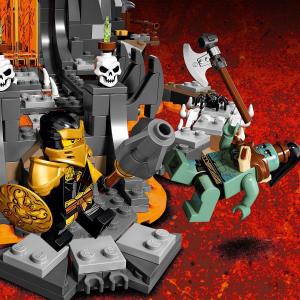 LEGO Ninjago Lochy Szkieletowego Czarownika (71722) 4