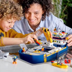 LEGO City Statek badaczy oceanu (60266) 9