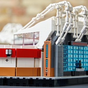 LEGO Creator Expert Old Trafford Manchester United (10272) 3