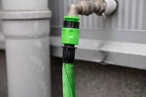 Verto Zestaw wąż rozciągliwy 7.5m - 22.5m 15G890 5