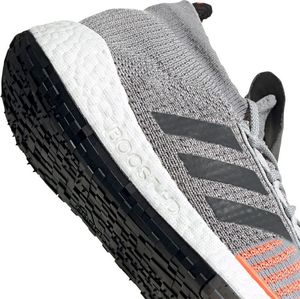 Adidas Buty męskie PulseBoost Hd szare r. 42 2/3 (FV0463) 2