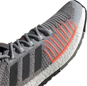 Adidas Buty męskie PulseBoost Hd szare r. 42 2/3 (FV0463) 7