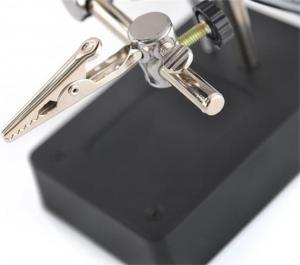 Iso Trade Uchwyt trzecia ręka z podświetleniem LED i lupą 2