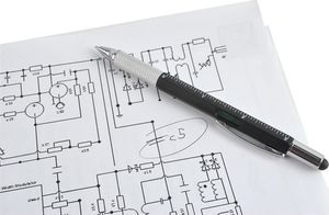 Iso Trade Długopis wielofunkcyjny śrubokręt miara poziomica schowek uniwersalny 14