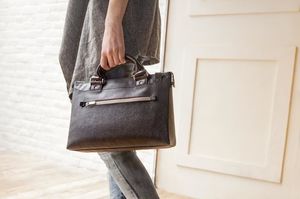 Torba Moshi Moshi Urbana Mini - Torba iPad Pro 9.7/ iPad Air 2 / MacBook 12 (Metro Black) uniwersalny 17