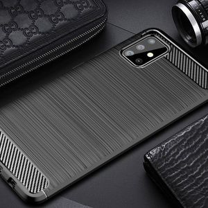 Hurtel Carbon Case elastyczne etui pokrowiec Samsung Galaxy A71 czarny 8