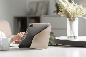 Etui na tablet Moshi Moshi VersaCover - Etui origami iPad Pro 11 (2020/2018) z ładowaniem Apple Pencil (Savanna Beige) uniwersalny 8