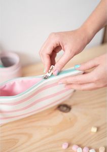 Piórnik Pusheen Pusheen - Rose Collection kosmetyczka (23 x 16,5 x 2,5 cm) uniwersalny 4