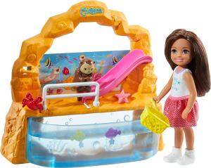 Lalka Barbie Mattel Club Chelsea - Akwarium (GHV75) 1