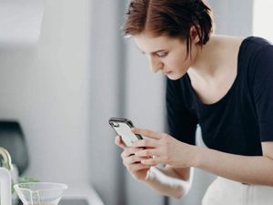 Ringke Etui Ringke Fusion do Apple iPhone 7/8/SE 2020 Smoke Black + Szkło Alogy uniwersalny 8