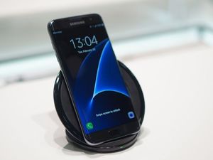 Ładowarka 4kom.pl Fast Charge Indukcyjna 2 A (10768-uniw) 5