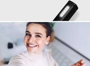 Selfie stick Spigen Spigen Selfie stick kijek uchwyt do telefonu lampka LED S550W Midnight Black uniwersalny 5