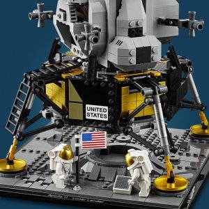 LEGO Creator Expert Lądownik księżycowy Apollo 11 NASA (10266) 2