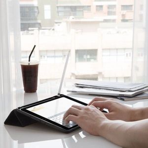 Etui na tablet Spigen Etui Urban Fit Apple iPad 10.2 2019 Black 12