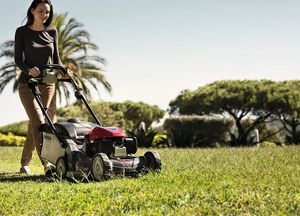 Kosiarka spalinowa Honda HRX 476C2 VKE 8