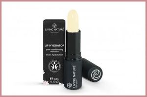 Living Nature 100% nawilżający balsam do ust bezbarwny 01 2
