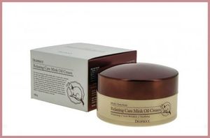 Living Nature Krem do twarzy Deoproce z tłuszczem z norek regenerujący 100g 2