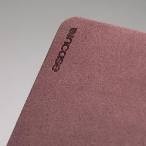 Etui Incase Textured Hardshell 13" Różowy 11