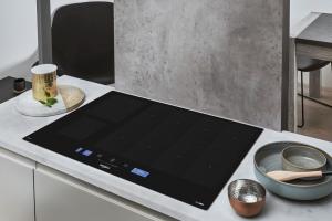 Płyta grzewcza Whirlpool SMP 9010 C/NE/IXL 7