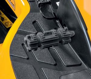 Traktor ogrodowy Cub Cadet Kosiarka Samojezdna LR2 NR76 3