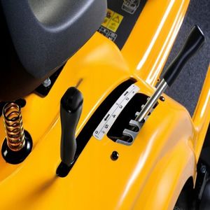 Traktor ogrodowy Cub Cadet LT2 NR92 3