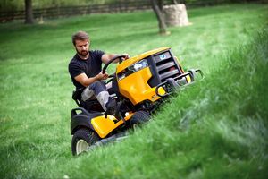 Traktor ogrodowy Cub Cadet Traktor Ogrodowy (XT3QS137) 4