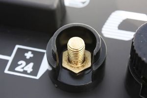 Ripper Prostownik z rozruchem 12/24V 150-1000Ah LCD Class 850A 5