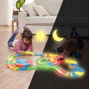 Magic Tracks Tor samochodowy Świecący 490 el.  (CH-184152) 13