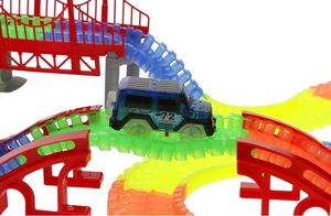 Magic Tracks Tor samochodowy Świecący 490 el.  (CH-184152) 5