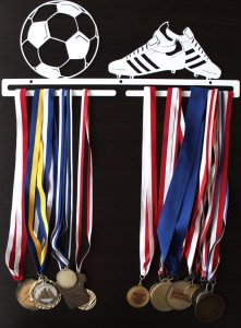 MT3CH Duży solidny metalowy wieszak na medale medalówka PIŁKA NOŻNA PIŁKARZ FOOTBALL czarny 4