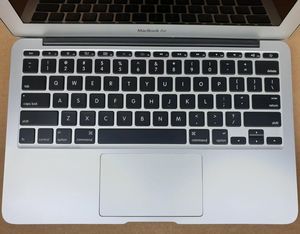 Laptop Apple Macbook Air A1465 4