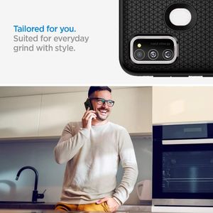 Spigen Spigen Liquid Crystal Samsung M21 M215 czarny/black matteACS0054 5