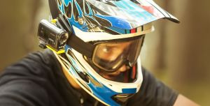 Kamera Sony Action Cam HDR-AS30VW + zestaw do mocowania na ubraniu 12