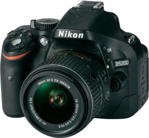 Lustrzanka Nikon D5200 + 18-55 VR II + 55-200 VR (VBA350K009) 1
