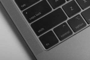 Moshi ClearGuard do Apple MacBook Air 13" (MOSH090) 11