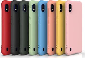 Hurtel Soft Color Case elastyczne żelowe etui do Samsung Galaxy A10 czarny uniwersalny 3