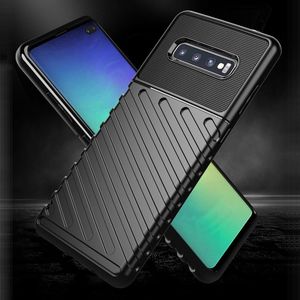 Hurtel Thunder Case elastyczne pancerne etui pokrowiec Samsung Galaxy S10 czarny uniwersalny 2