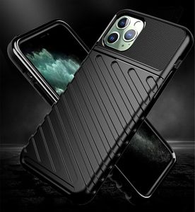 Hurtel Thunder Case elastyczne pancerne etui pokrowiec iPhone 11 Pro czarny uniwersalny 2