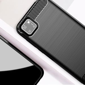 Hurtel Carbon Case elastyczne etui pokrowiec Huawei Y5p czarny uniwersalny 4