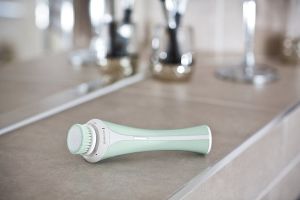 Remington Szczoteczka do czyszczenia twarzy Reveal Facial Cleansing Brush (FC1000) 2