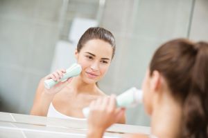 Remington Szczoteczka do czyszczenia twarzy Reveal Facial Cleansing Brush (FC1000) 6