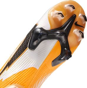 Nike Buty piłkarskie Nike Vapor 13 Elite FG MAQ4176 41 6
