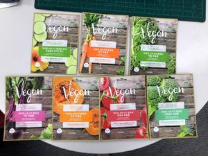 Lomi Lomi LOMI LOMI zestaw maseczek vegańskich 2