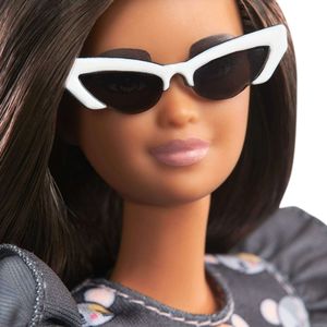 Lalka Barbie Mattel Fashionistas Modna przyjaciółka - Sukienka w gryzonie (FBR37/GHW54) 3