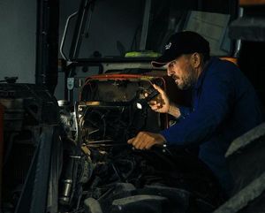 Latarka Ledlenser Latarka Ledlenser P7R Work 8