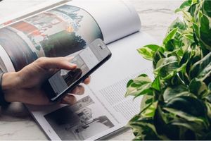 Moshi Szkło hybrydowe Moshi AirFoil Pro Apple iPhone SE 2020/8 (czarna ramka) 8