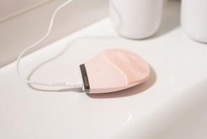 Concept SK9002 Soniczna szczoteczka do czyszczenia skóry champagne pink 2