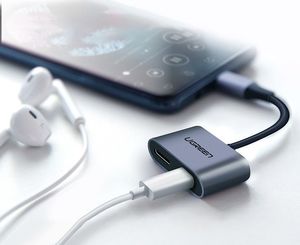 Adapter USB Ugreen Ugreen Adapter Przejściówka Rozdzielacz Słuchawkowy Usb Typ C - 2X Usb Typ C 3 A 15 W Power Delivery Quick Charge 3.0 Fcp Scp Szary (60165) 3